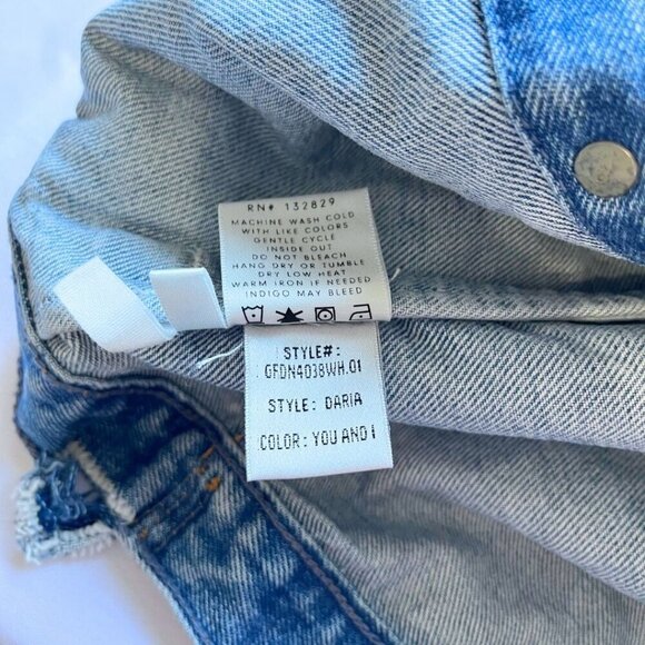 NWOT GRLFRND DARIA MEDIUM DENIM OVERSIZED DISTRESSED JEANS JACKET - M - Picture 13 of 13